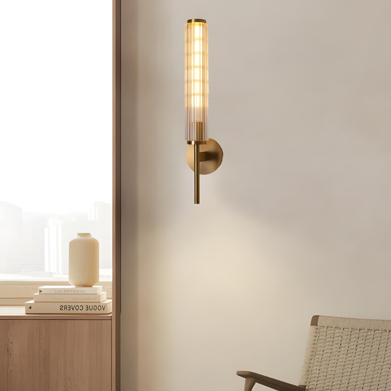 Applique Murale LED Haut de Gamme en Laiton Doré et Verre Strié