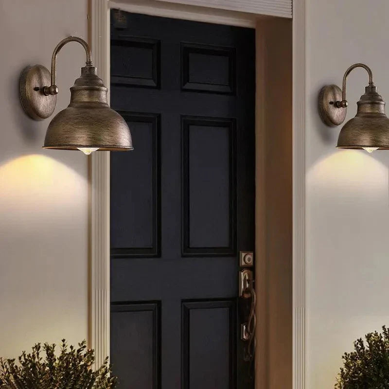 Applique Murale Extérieure Industrielle Rétro Étanche en Métal Vieilli